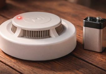 Маленький прибор спасает тысячи жизней: в стране стартовала масштабная кампания по установке АПИ